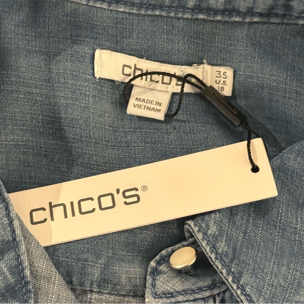 CHICO’S Embroidered Tencel Denim Button Down Shirt Star Sequins Size XL NEW - Picture 5 of 9